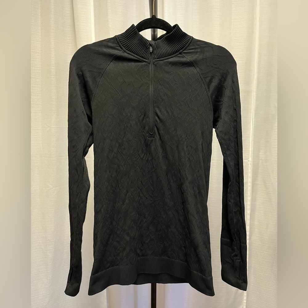 Lululemon Rest Less 1/2 Zip
Black / Black (First Release) | size 4
